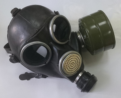 Фильтр для противогазов и респираторов, ГП-7
Фильтрующе-поглощающая коробка предназначена для очистки вдыхаемого человеком воздуха от паров и аэрозолей отравляющих, сильнодействующих ядовитых и радиоактивных веществ, а также бактериальных средств. Изготав